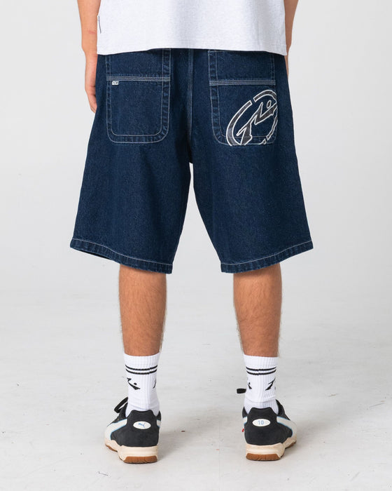man-wearing-turbo-2-0-baggy-jort-in-indigo