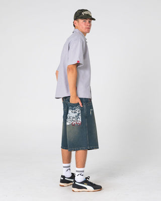 Man wearing Shockwave Short Sleeve Shirt in Grey