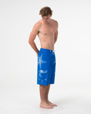 Man wearing Knievil 25