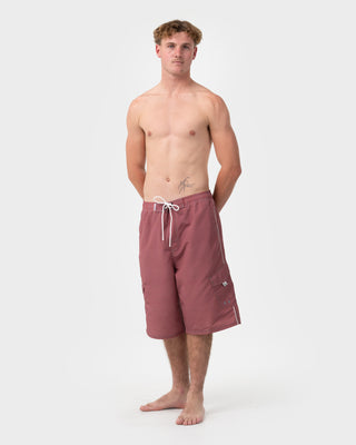 Man wearing Swish 25
