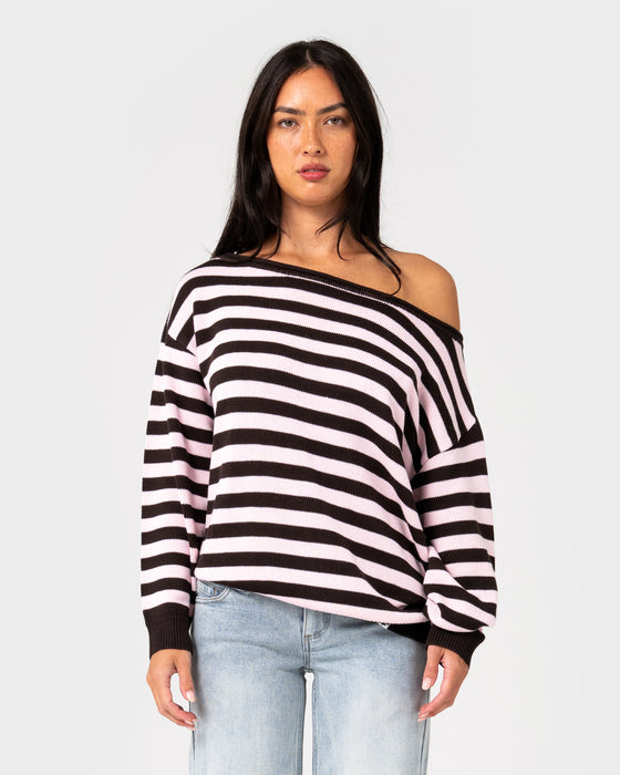 woman-wearing-stella-stripe-slouch-knit-in-java-pink