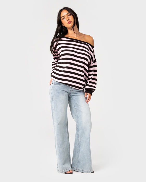 woman-wearing-stella-stripe-slouch-knit-in-java-pink