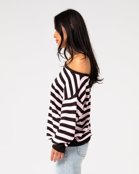 woman-wearing-stella-stripe-slouch-knit-in-java-pink