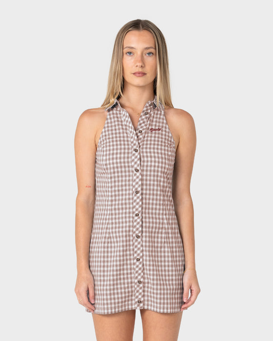 woman-wearing-missy-may-sleeveless-mini-dress-in-egret-chocolate