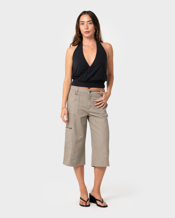 woman-wearing-honey-halter-top-in-black