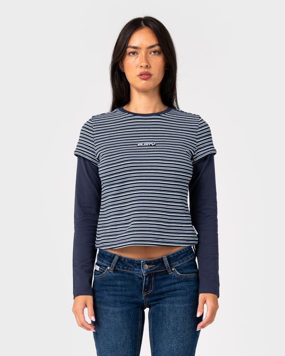 woman-wearing-18-degrees-mock-layer-stripe-tee-in-navy-blue