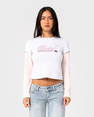 Woman wearing Star Chaser Mock Layer Tee in Ecru Marle / Pink