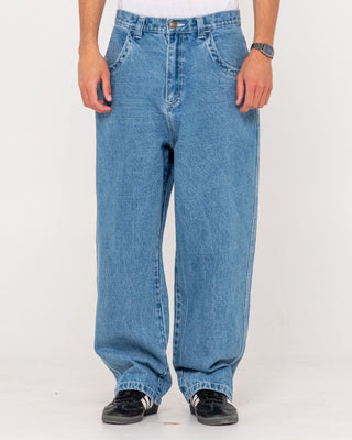 Man wearing Flip Daddy Tapeless Jean-middy Blue in Middy Blue