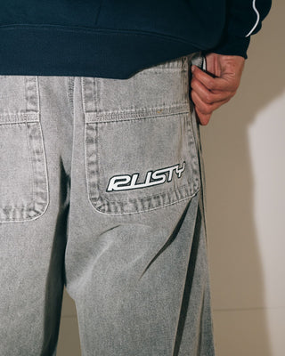 Man wearing Flip Daddy 2.0 Jean-london Summer in London Summer / Grey