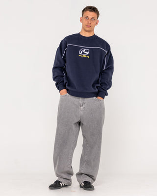 man-wearing-flip-daddy-2-0-jean-london-summer-in-london-summer-grey