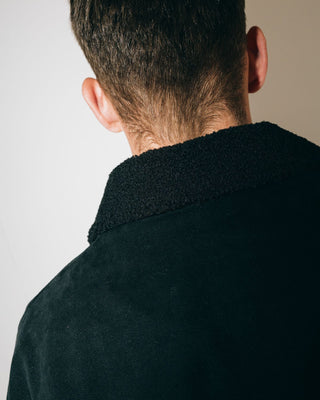 Man wearing Flying Dutchman Jacket in Black