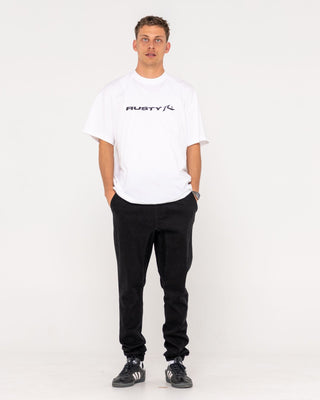 Man wearing Hook Out Elastic Pant in Black