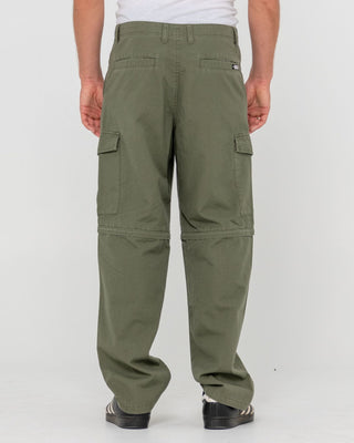 Man wearing Transformer 2.0 Ripstop Cargo Pant in Army Green