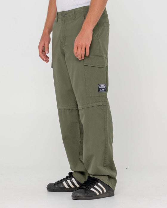 man-wearing-transformer-2-0-ripstop-cargo-pant-in-army-green