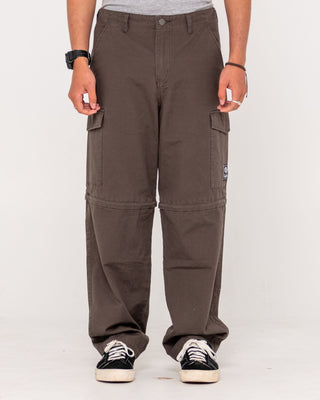 Man wearing Transformer 2.0 Ripstop Cargo Pant in Carbon