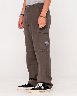 Man wearing Transformer 2.0 Ripstop Cargo Pant in Carbon
