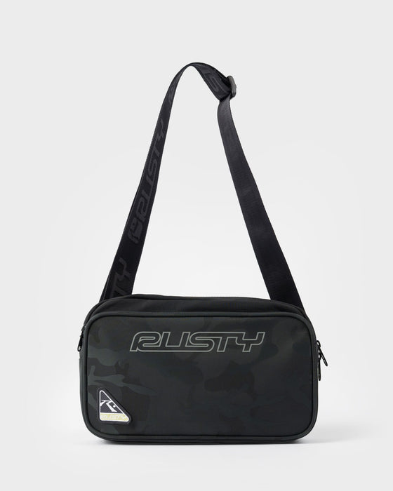 mens-trisector-crossbody-side-bag-in-carbon