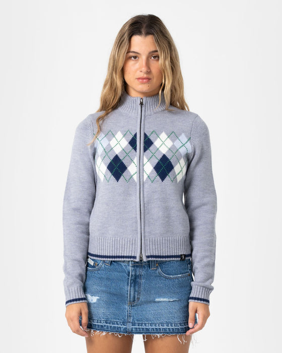 woman-wearing-clued-in-zip-through-knit-in-grey-marle
