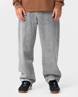 Man wearing Larry Jean in London Summer