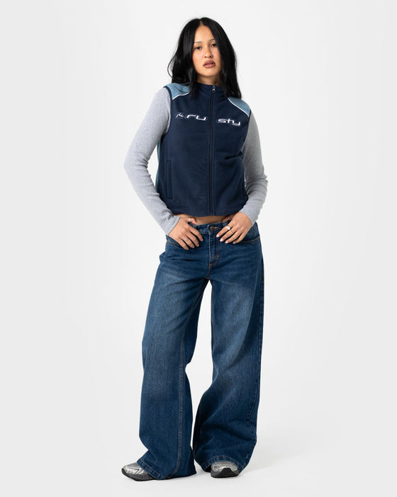 woman-wearing-mr-cool-polar-fleece-vest-in-atlantic-blue