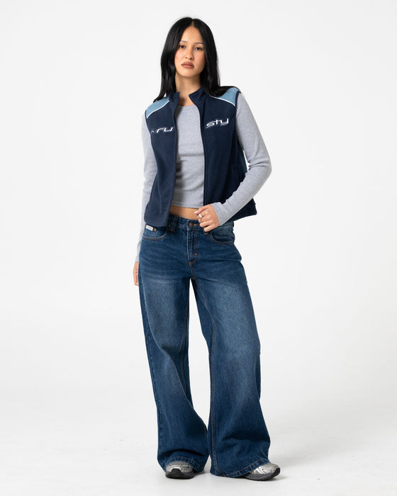 woman-wearing-mr-cool-polar-fleece-vest-in-atlantic-blue