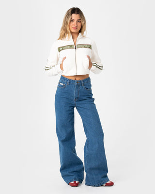 Woman wearing Freeway Crop Zip Through Polar Fleece in Cream