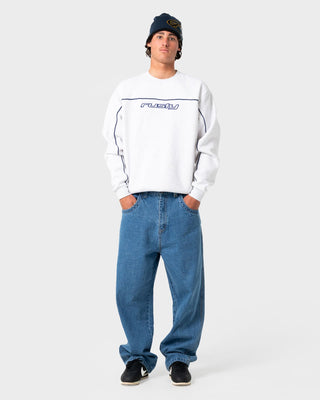 Man wearing Trigger Crew Fleece in Ecru Marle