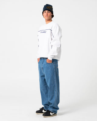 Man wearing Trigger Crew Fleece in Ecru Marle