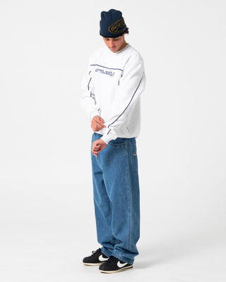 Man wearing Trigger Crew Fleece in Ecru Marle