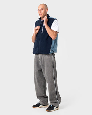 Man wearing Phantom Polar Fleece Vest in Navy Blue