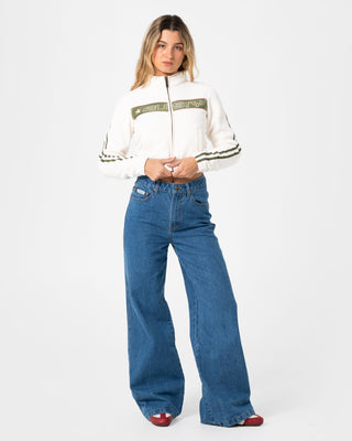 woman-wearing-cyprus-wide-leg-high-waist-jean-in-authentic-blue