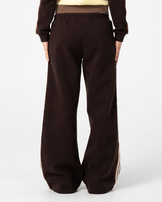 Woman wearing Toffee Wide Leg Fleece Pant in Java