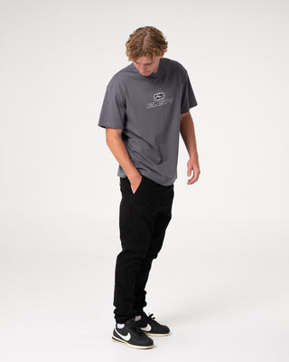 Man wearing Hook Out Elastic Pant in Black
