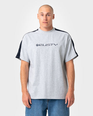 Man wearing Alonso 3.0 Short Sleeve Tee in Grey Marle