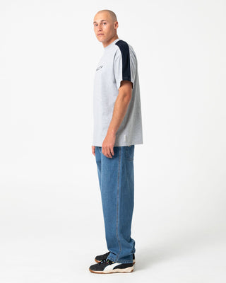 Man wearing Alonso 3.0 Short Sleeve Tee in Grey Marle