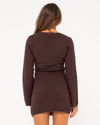 Woman wearing Leo Long Sleeve Knit Mini Dress in Tuscan Brown