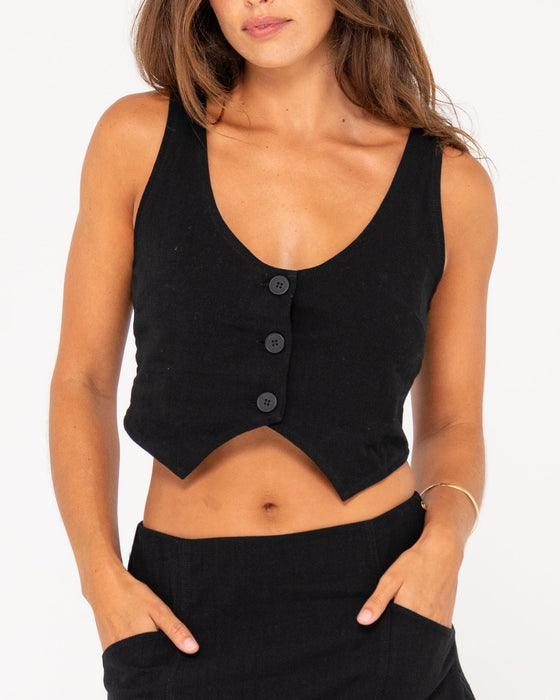 woman-wearing-sicily-vest-in-black