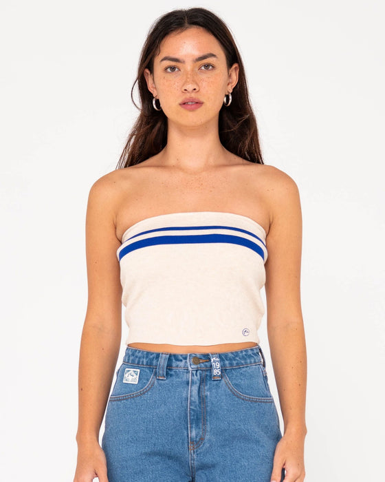 woman-wearing-amelia-strapless-contrast-knit-top-in-oatmilk