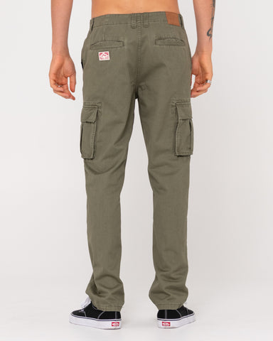 Man wearing Manila Cargo Pant in Army Green