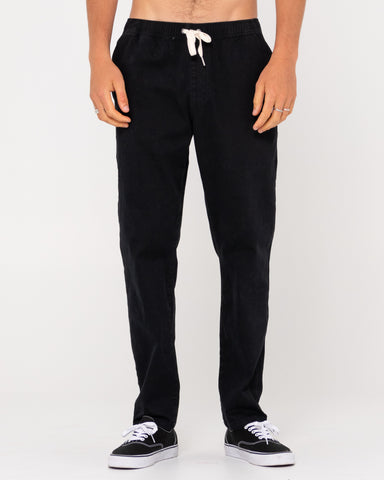 Man wearing Mid Boy Straight Fit Elastic Pant in Black