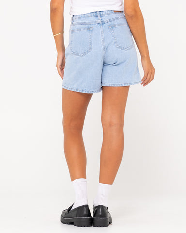 Woman wearing Cyprus High Denim Short in Sky Blue Heather