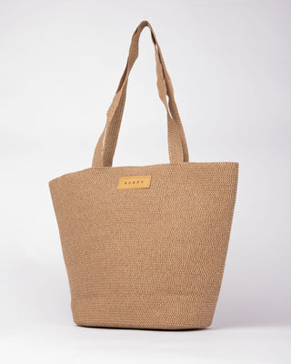 Womans Gisele Straw Beach Bag in Choc / Latte