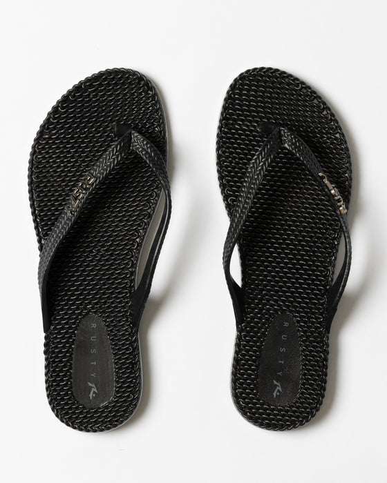 woman-wearing-flip-out-thong-in-black-2