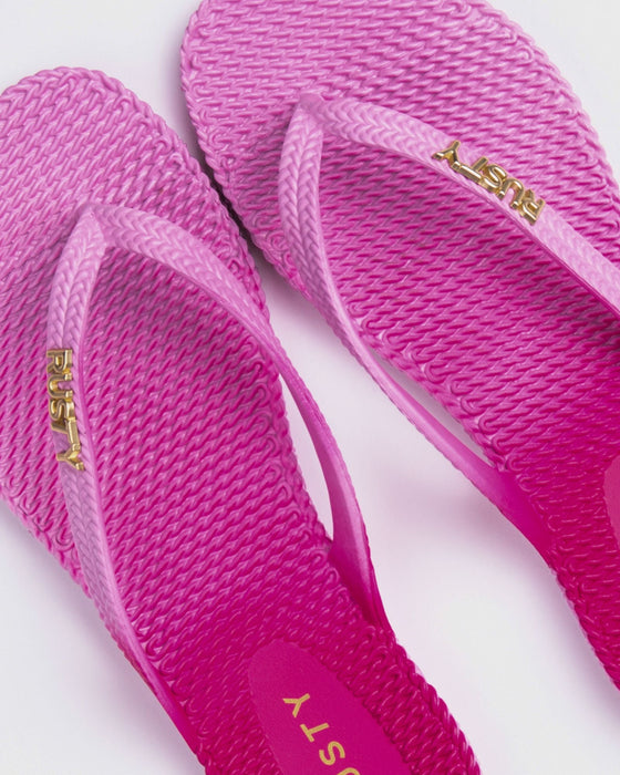 womans-palm-springs-thong-in-fondant-pink-fuchsia-pink