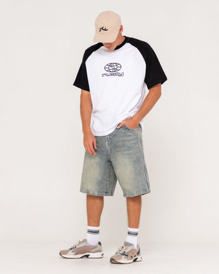 Mens Chronic 4 Flexfit Cap in Khaki 1