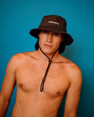 Mens Carbon Bucket Hat in Coal