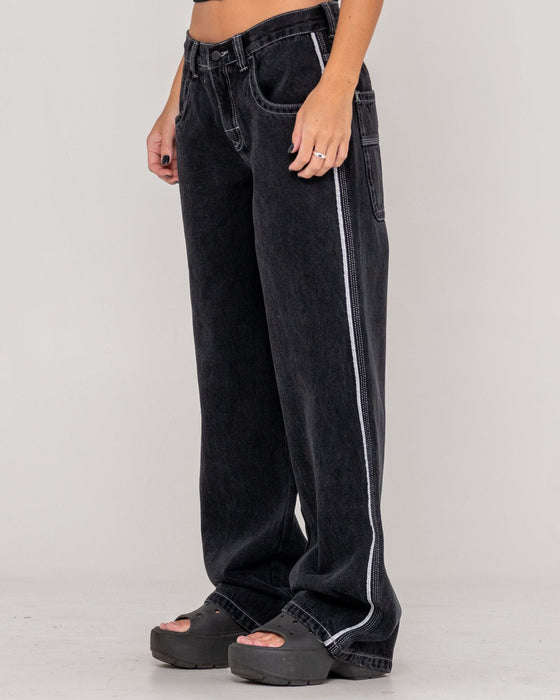 woman-wearing-flip-mommy-low-rise-wide-leg-denim-jean-in-black-out