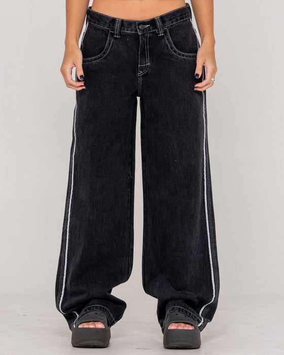 woman-wearing-flip-mommy-low-rise-wide-leg-denim-jean-in-black-out