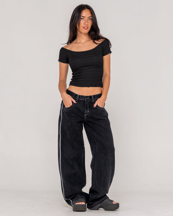 woman-wearing-flip-mommy-low-rise-wide-leg-denim-jean-in-black-out