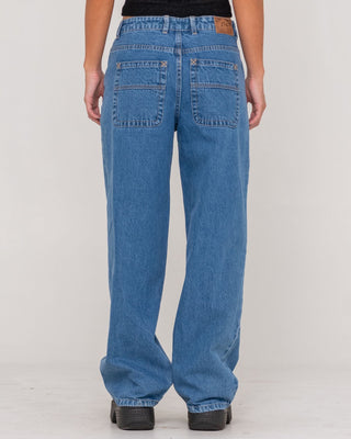 Woman wearing Bethany Baggy Low Rise Jean in Middy Blue